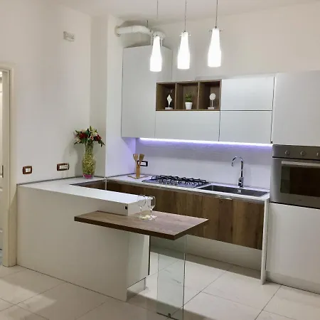 דירה Elegant In | Sea View | 100 Sqm